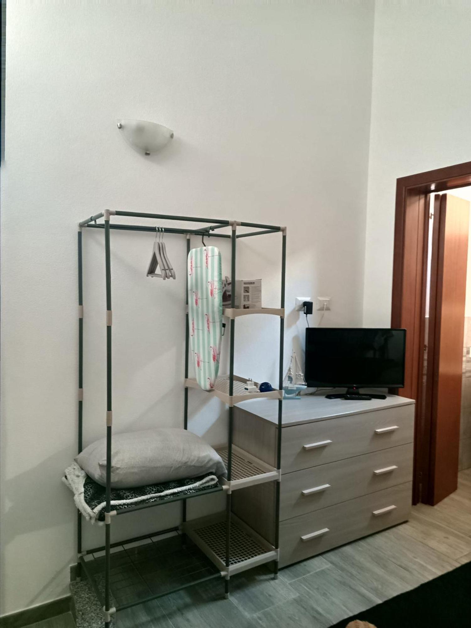 Casa Vacanza Monoboito Quartu SantʼElena Dış mekan fotoğraf